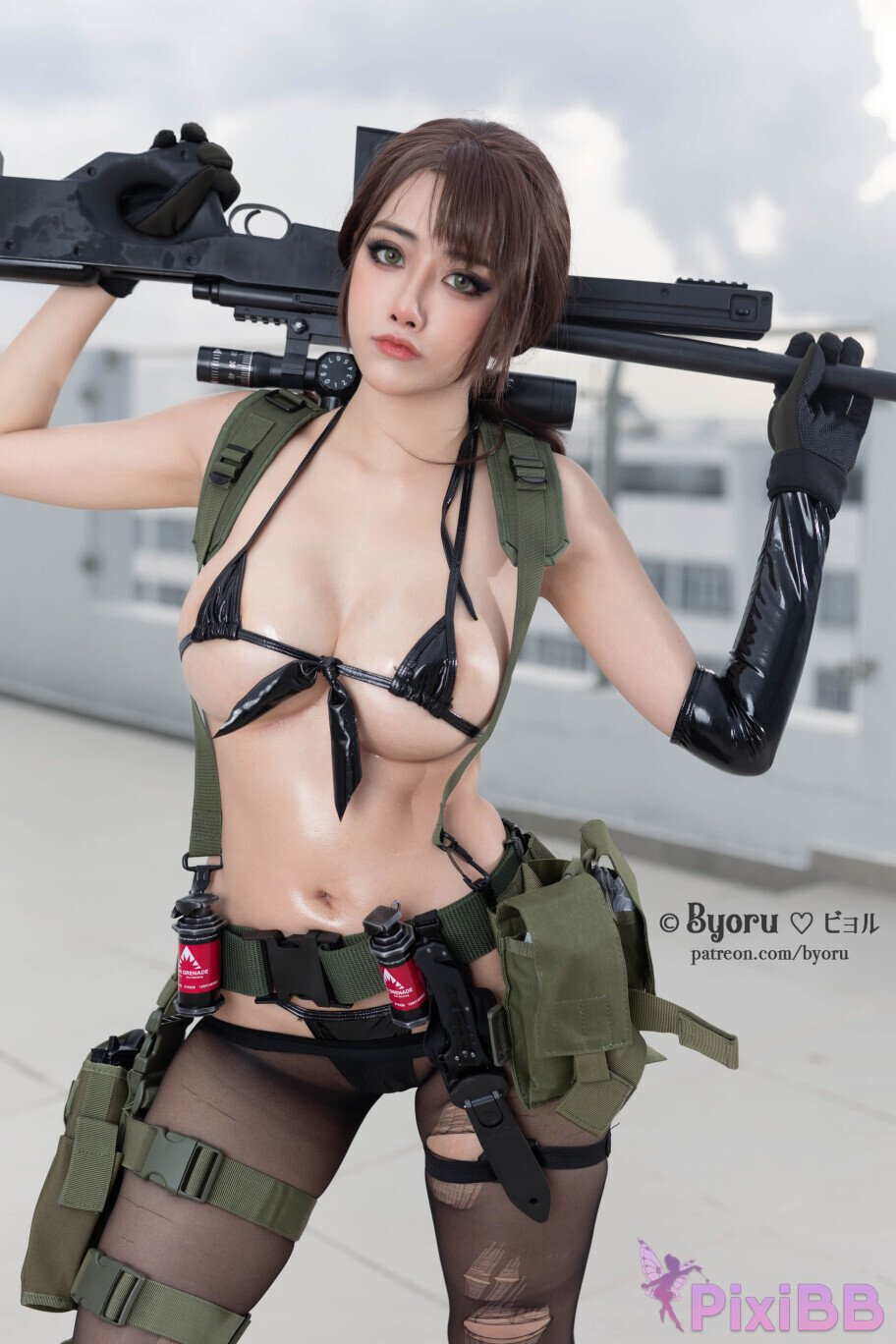 Coser Byoru Quiet Metal Gear Solid PixiBB.COM 002