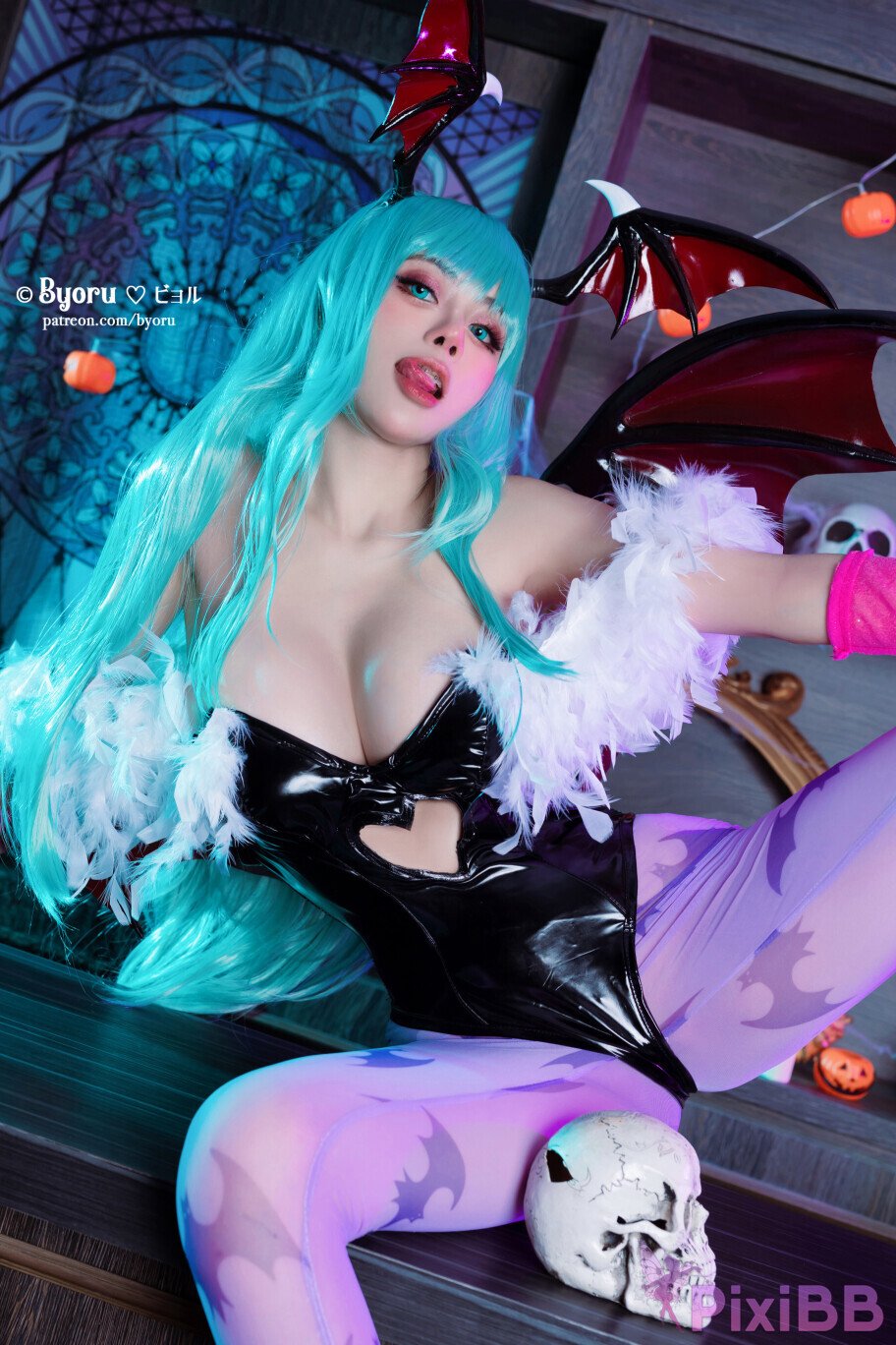 Coser Byoru Morrigan PixiBB.COM 032