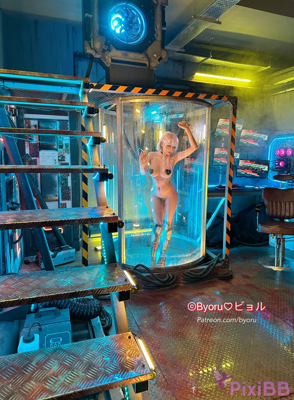 Coser Byoru Lucy PixiBB.COM 041