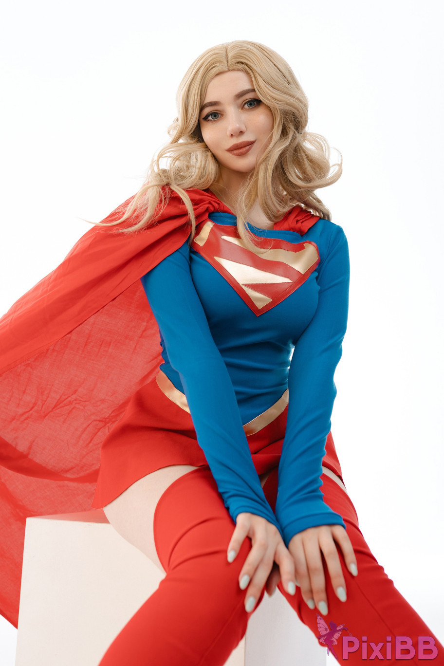 Alina Becker Supergirl Superman PixiBB.COM 005