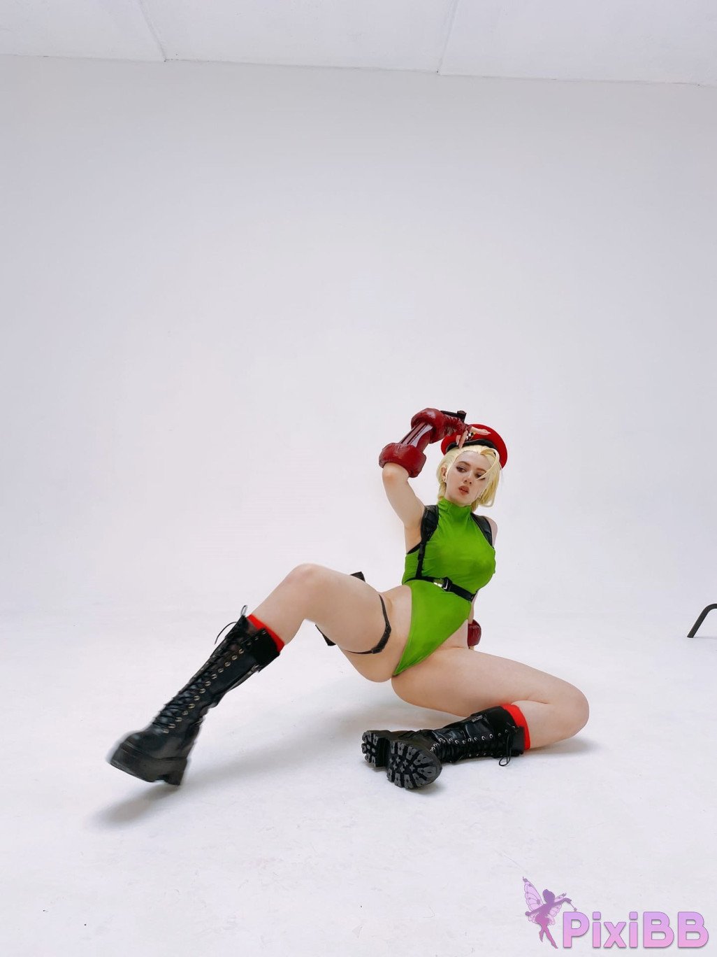 Alina Becker Cammy Street Fighter PixiBB.COM 058