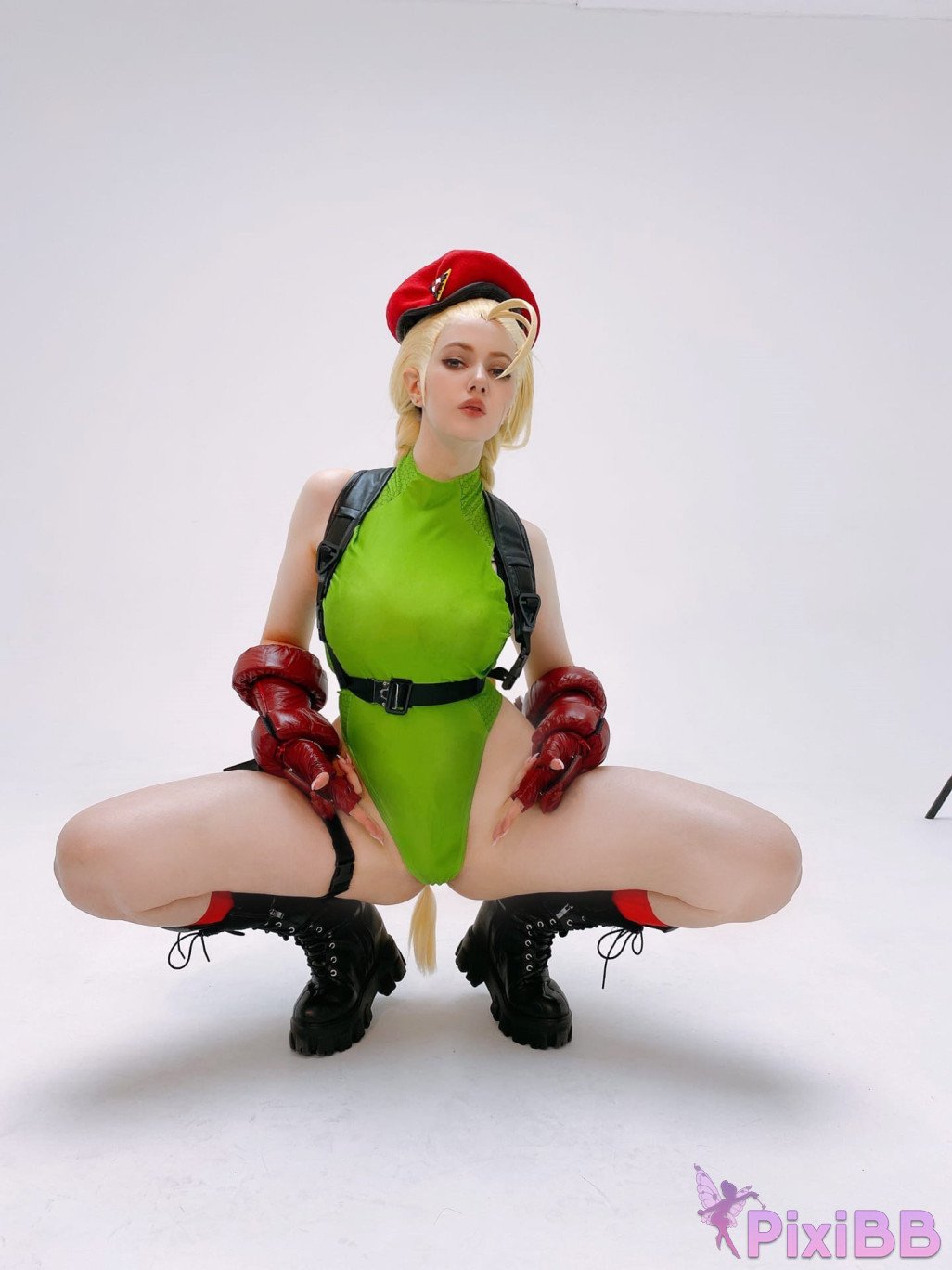 Alina Becker Cammy Street Fighter PixiBB.COM 064