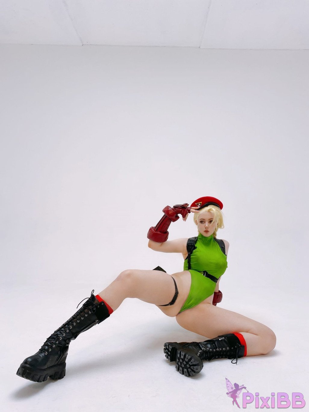 Alina Becker Cammy Street Fighter PixiBB.COM 066