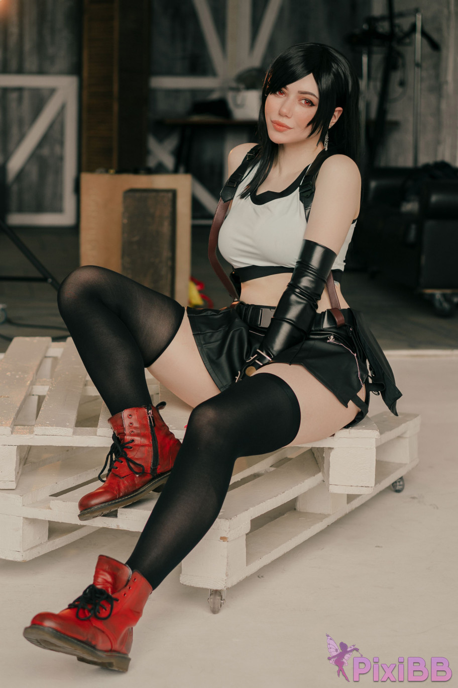 Alina Becker Tifa Lockhart Final Fantasy VII PixiBB.COM 001