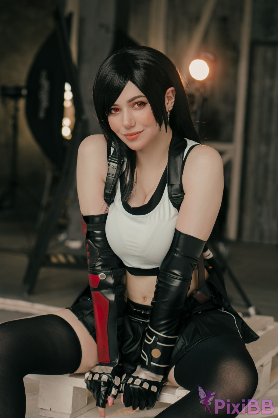 Alina Becker Tifa Lockhart Final Fantasy VII PixiBB.COM 003