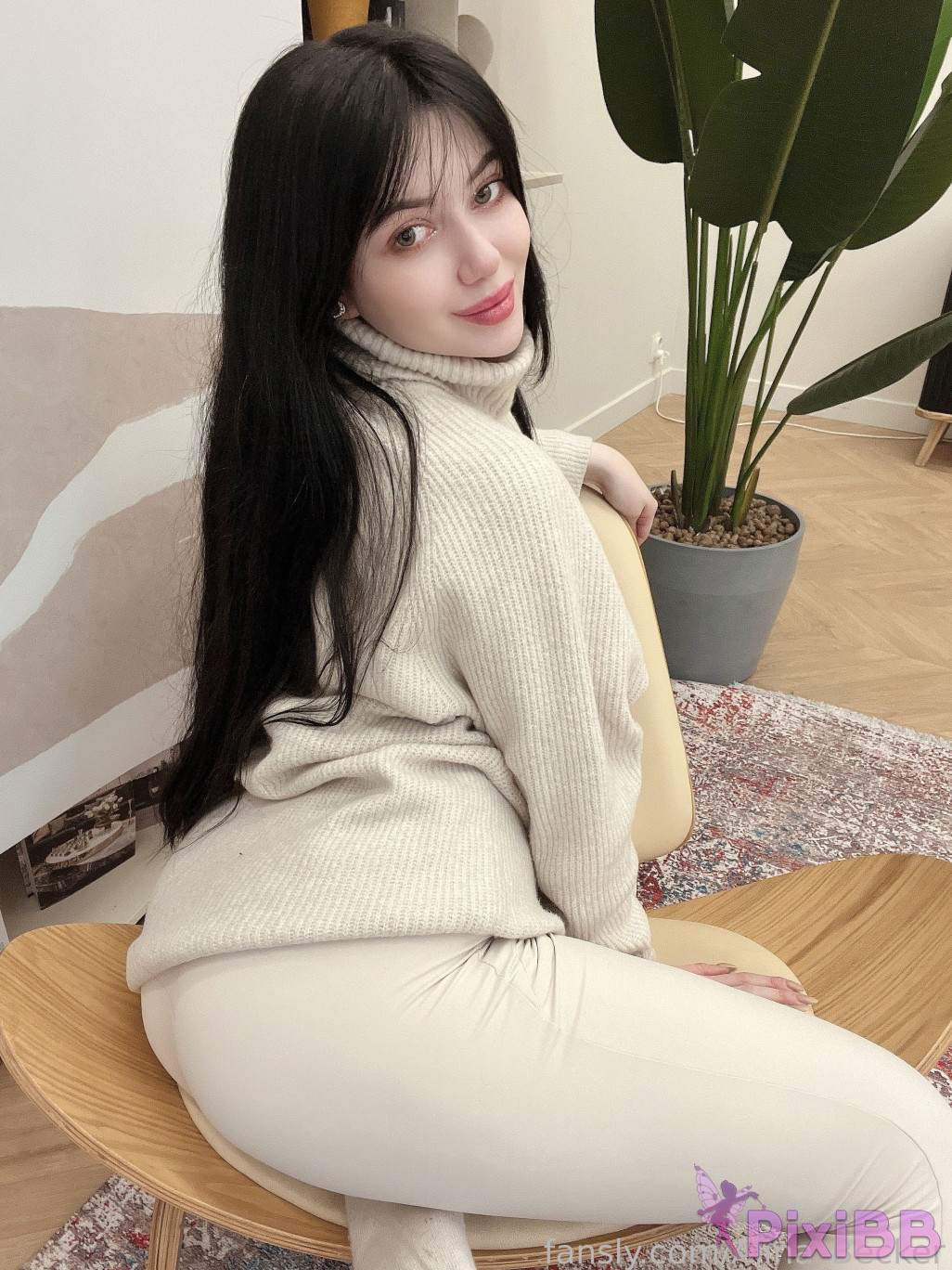Alina Becker Sweater PixiBB.COM 032