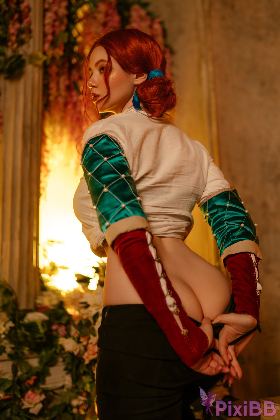 Alina Becker Triss Merigold PixiBB.COM 001