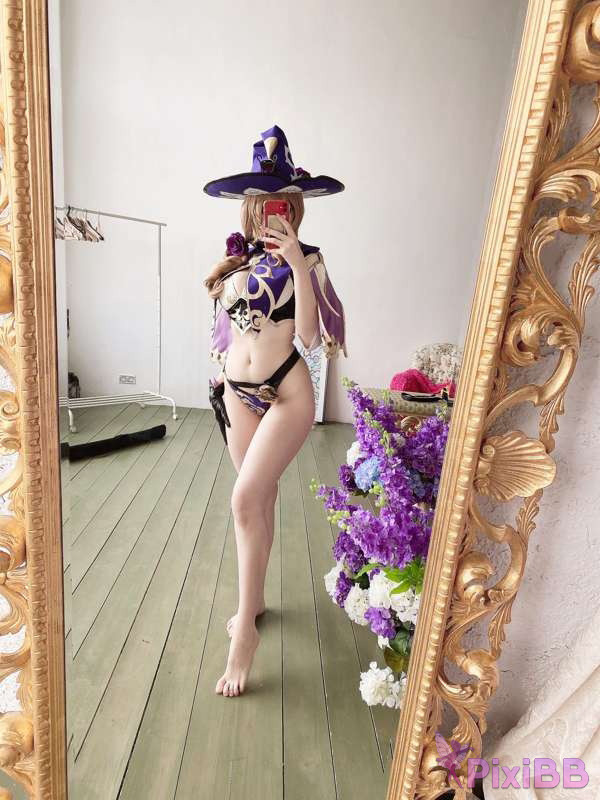 Alina Becker Vinnegal Lisa Minci Mona Megistus PixiBB.COM 015