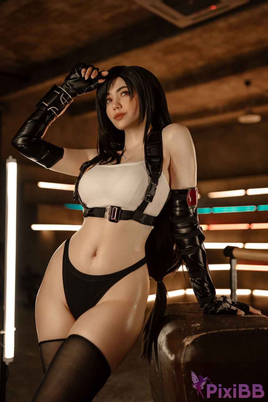Alina Becker Tifa Gym PixiBB.COM 013